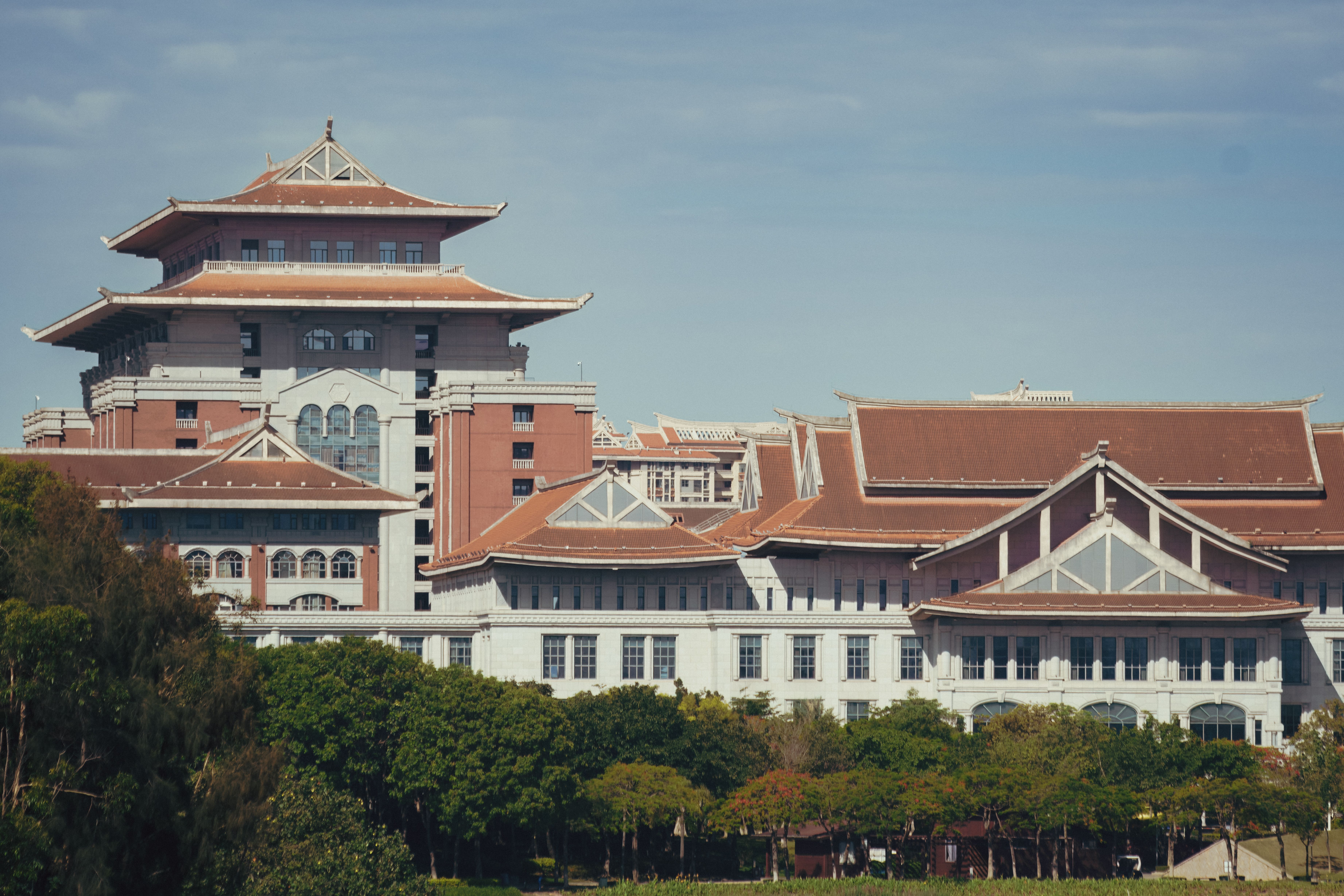 The white buildings and lake of Xiamen University